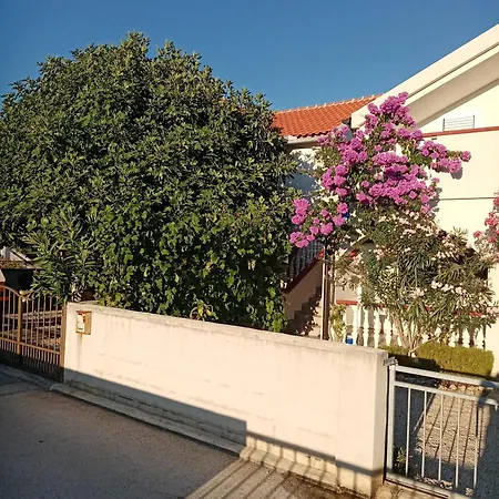 Vera No 2 Lejlighed